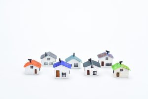 家・住宅のイメージ素材／並んだ7軒の家
