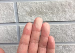 白い粉 発生していませんか 外壁の劣化について さくら外壁塗装店 外壁塗装リフォーム工事専門店