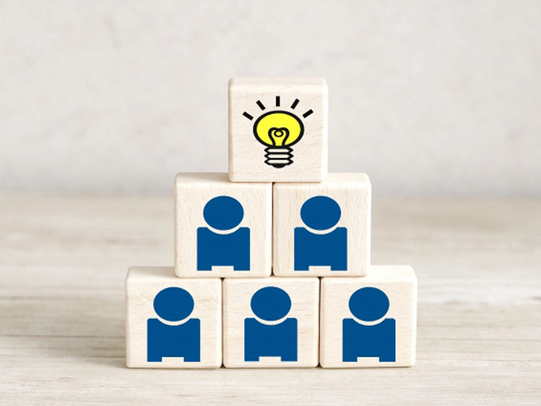 屋根カバー工法が向いている人とは