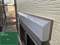 1階のサッシは、すっきりとしたグレーカラーで塗装。