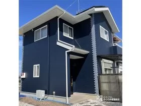 ブルー×白のコントラストが美しい外壁塗装