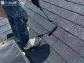 屋根塗装の様子 アスファルトシングルの屋根の塗装を行いました[屋根 上塗り]