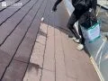 屋根塗装の様子 スレート屋根の塗装メンテナンスも行いました[屋根_シーラー]