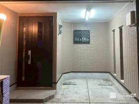 優しいブラウンで美しく整えた外壁塗装・屋根塗装工事