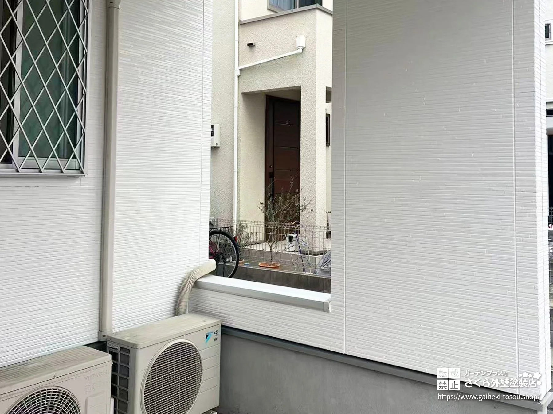 No.596 外壁のイラストを消して清潔感のある外観に仕上げた外壁塗装工事[塗装後]