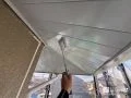 軒天上塗装 軒天上も丁寧に塗装しました。[軒天上・上塗り]