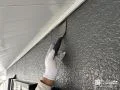 軒天上隙間施工 軒天上の隙間もメンテナンスしました。[軒天上隙間・施工中]