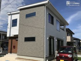 心地よいお色味を使用したカジュアルモダンの外壁デザイン