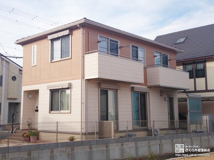 デザインを変えたピンクベージュであしらった外壁デザイン 外壁 屋根のデザイン集 さくら外壁塗装店 外壁塗装リフォーム工事専門店 デザインを変えたピンクベージュであしらった外壁デザイン 外壁 屋根のデザイン集 さくら外壁塗装店 外壁塗装リフォーム工事専門店