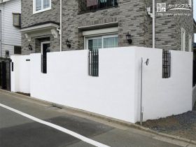 アイアン調のフィックスフェンスがポイントに