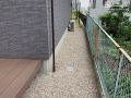 雑草対策ですっきりさせた建物まわり