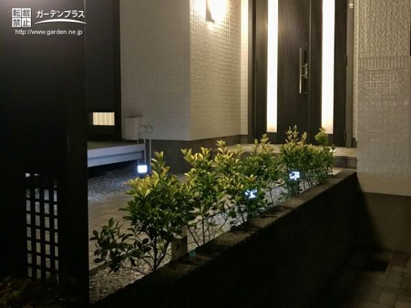 No.13349 玄関までの道のりが華やぐアプローチ植栽