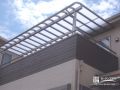 雨風しのげる頑丈なバルコニー屋根