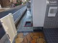舗装された犬走り