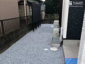 雑草対策をした建物まわり