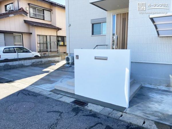 No.15230 動線に配慮しお住まいと行き来しやすく設計した新築外構工事