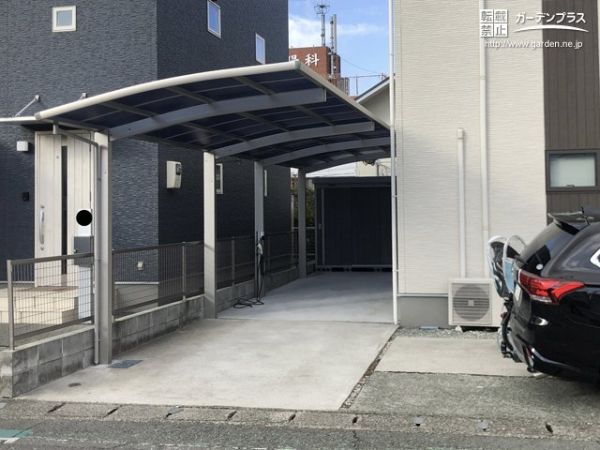 お車を守るだけでなく作業にも便利なカーポート設置工事