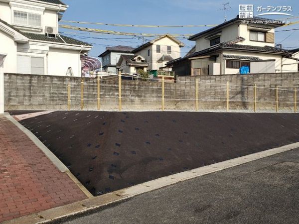 No.16113 斜面に面した土地を安全に保つ整地・雑草対策工事