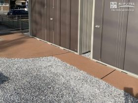 収納作業を助ける舗装通路