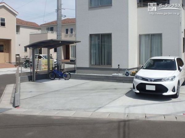 変形地を駐車＋駐輪スペースとして活用する外構リフォーム工事