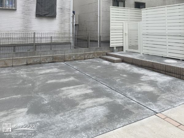 No.16927 土間コンクリート舗装で駐車スペースを使いやすく拡張したお庭工事