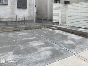 土間コンクリート舗装で駐車スペースを使いやすく拡張したお庭工事