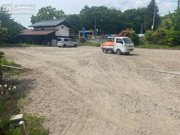 広大な敷地のメンテナンスを楽にした雑草対策工事