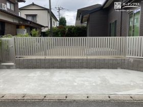 プライベート性を高めた主庭