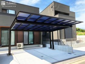 和風モダンな建物の美しさを引き立たせるカーポート設置工事