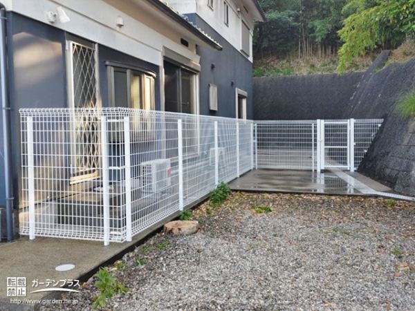 No.17683 お住まいの安全を守る境界フェンス設置工事