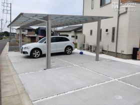 5台分を並列できる駐車スペース
