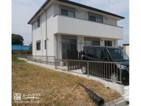 隣地との境界を示すフェンス設置工事