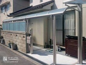 家事の効率アップと駐輪スペースを確保したテラス屋根