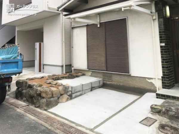 雨上がりの自転車でのお出かけをスムーズにするサイクルポート設置工事