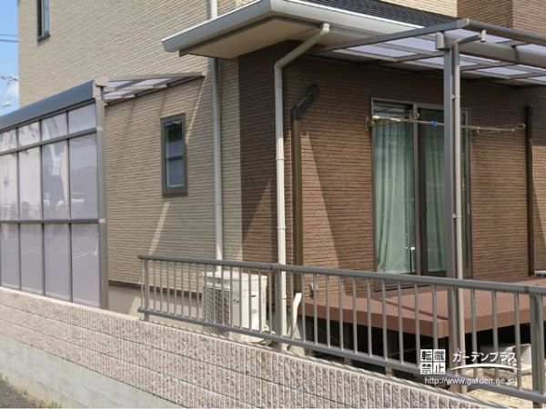 No.8897 お住まいとの色調を崩さず機能性を兼ね備えたテラス屋根設置工事