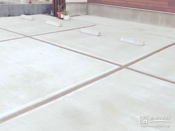 既存駐車スペースの目地リフォーム工事