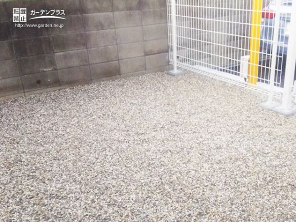 雑草が生えず手入れの行き届いた印象にする主庭のリフォーム工事